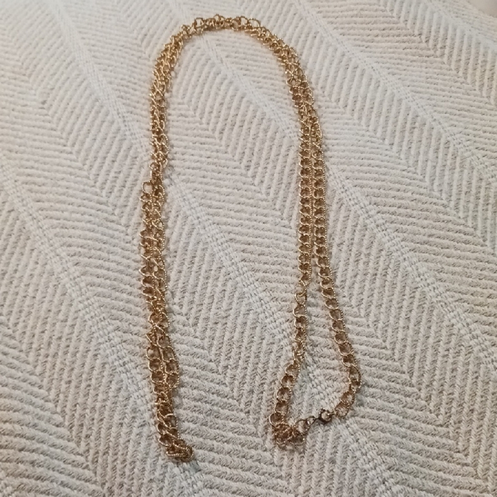 Elegant Gold Tone Chain Necklace